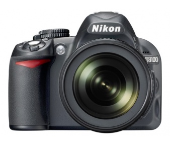 Nikon D3100 + 18-105 AF-S VR