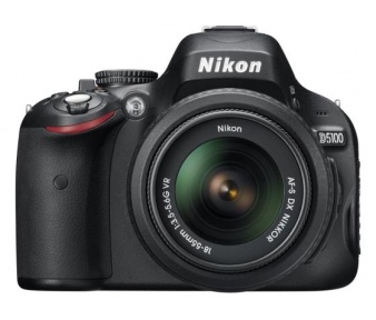 Nikon D5100 + 18-55 AF-S VR