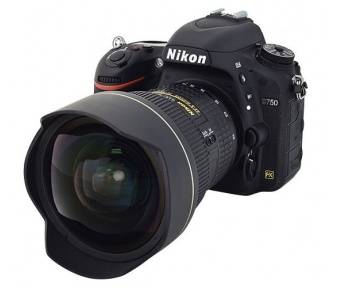 Nikon D750 + 14-24/2,8 AF-S