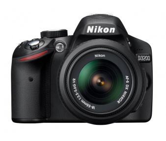 Nikon D3200 + 18-55 AF-S VR / 55-200 AF-S VR